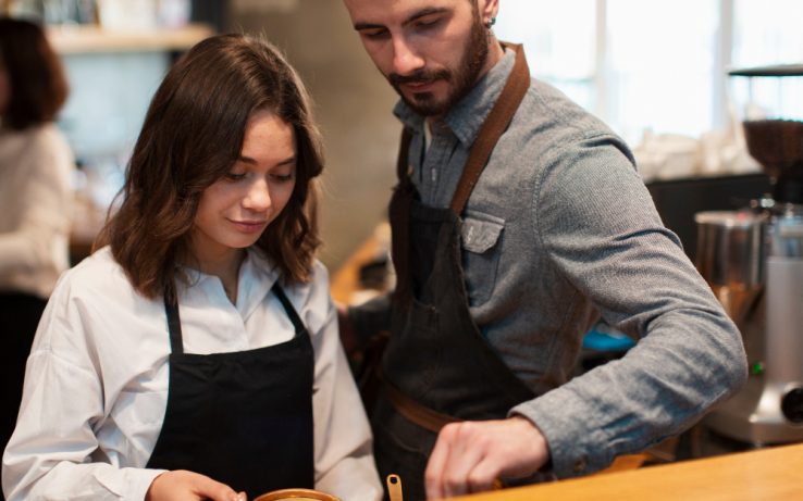 Cómo integrar al personal novato en tu restaurante: 7 puntos clave para triunfar